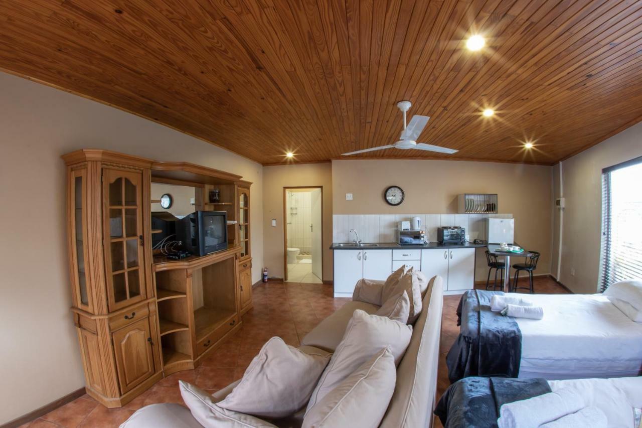 Meransha Self Catering Cc 월브스베이 외부 사진