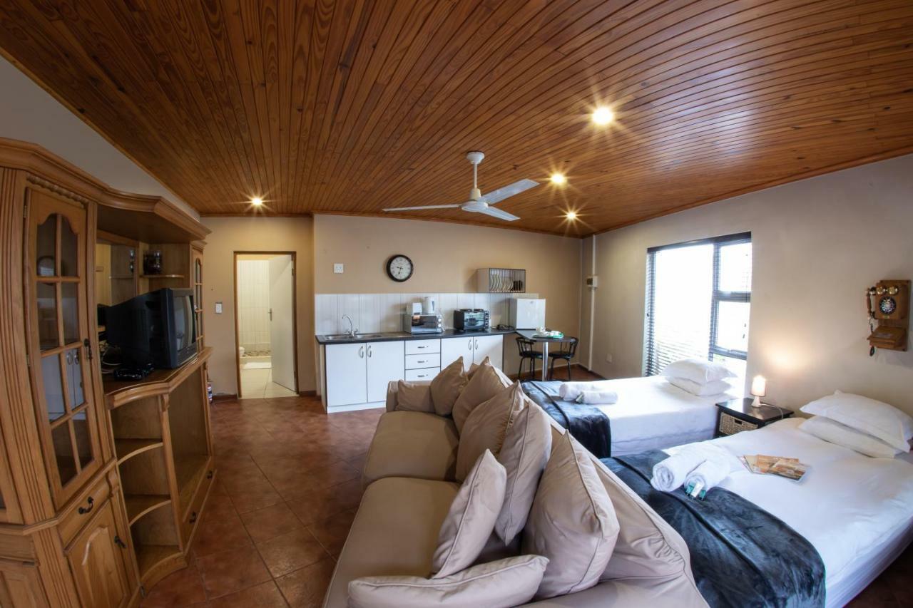 Meransha Self Catering Cc 월브스베이 외부 사진