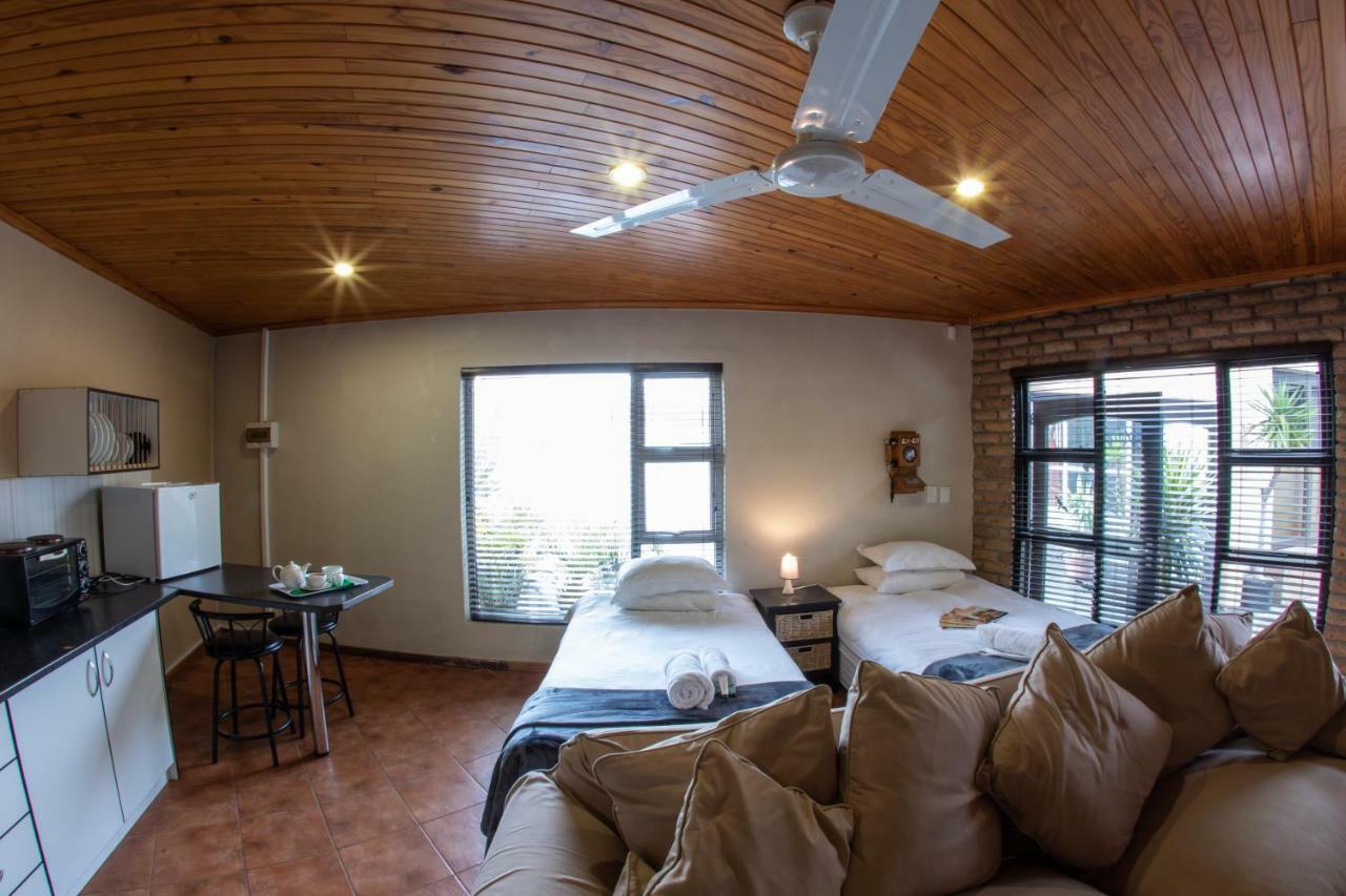 Meransha Self Catering Cc 월브스베이 외부 사진