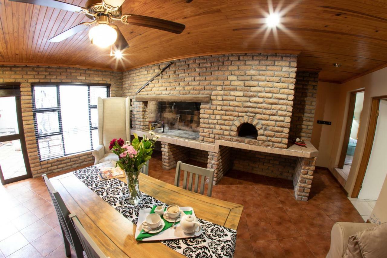 Meransha Self Catering Cc 월브스베이 외부 사진